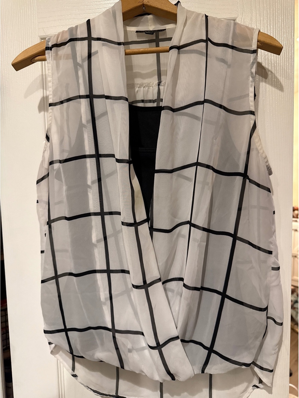 Sara Michelle XL Black and White Windowpane Sleeveless Blouse
